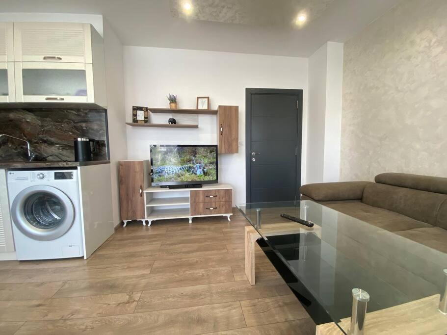 Apartamento Cozy-1Bd Flat Plovdiv Exterior foto
